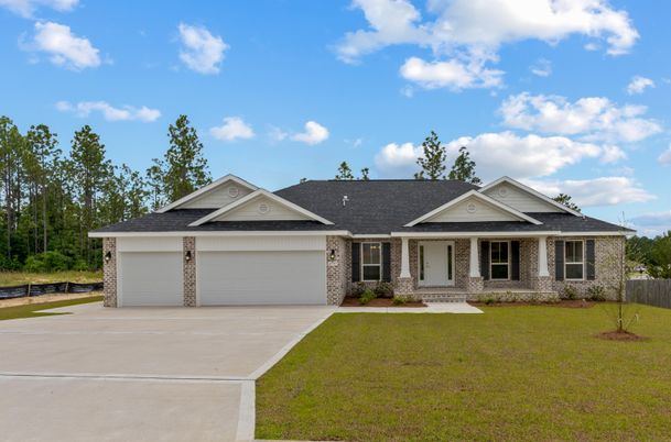 Attached, Exterior, Facade, Ranch