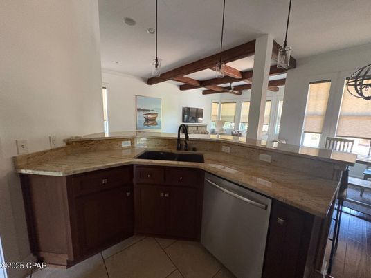 Interior, Kitchen, Pendant Lights, Recessed Lighting, Wooden Beams