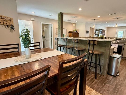 Dining room, Interior, Kitchen, Pendant Lights, Recessed Lighting, Wood Texture Flooring