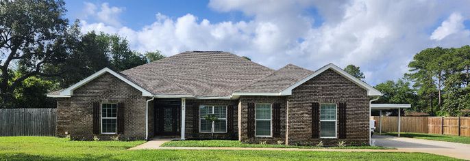 Exterior, Facade, Brick Facade, Brick Traditional
