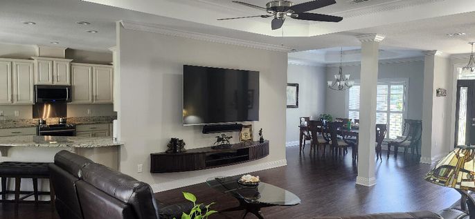 Chandelier, Dining room, Interior, Kitchen, Recessed Lighting, Wood Texture Flooring