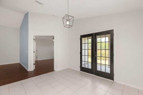 Empty room, Interior, Pendant Lights, Wood Texture Flooring