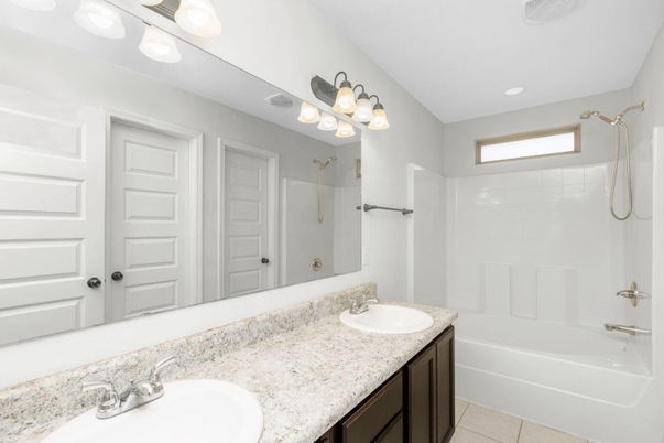 Bathroom, Dual Sink Vanities, Interior, Recessed Lighting