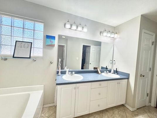 Bathroom, Dual Sink Vanities, Interior