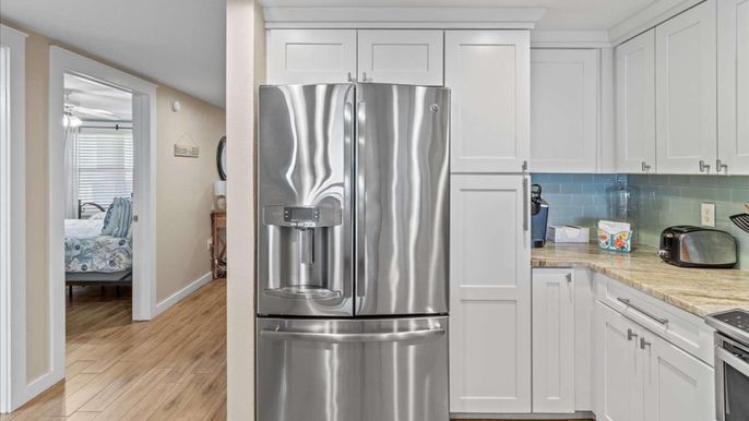 Interior, Kitchen, Stainless Steel Appliances, Wood Texture Flooring