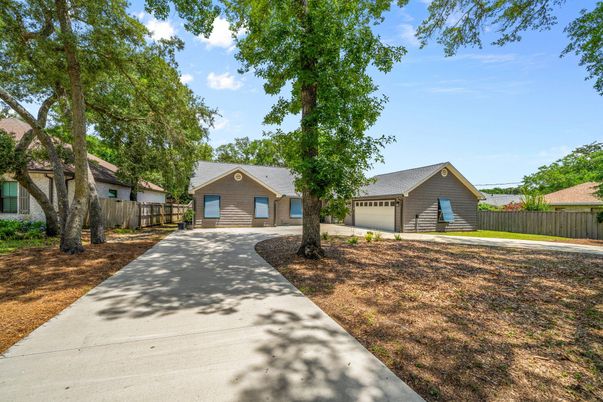 Backyard, Detached Garage, Exterior