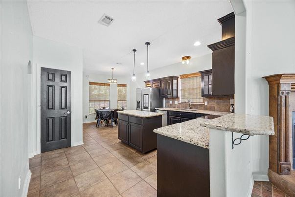 Dining room, Interior, Kitchen, Pendant Lights, Recessed Lighting
