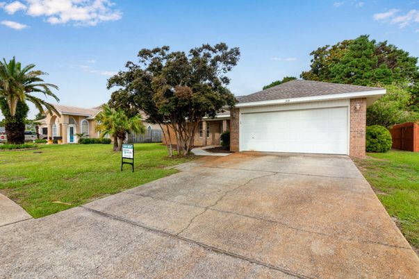 Backyard, Detached Garage, Exterior