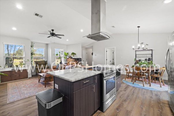 Chandelier, Dining room, Interior, Kitchen, Recessed Lighting, Wood Texture Flooring