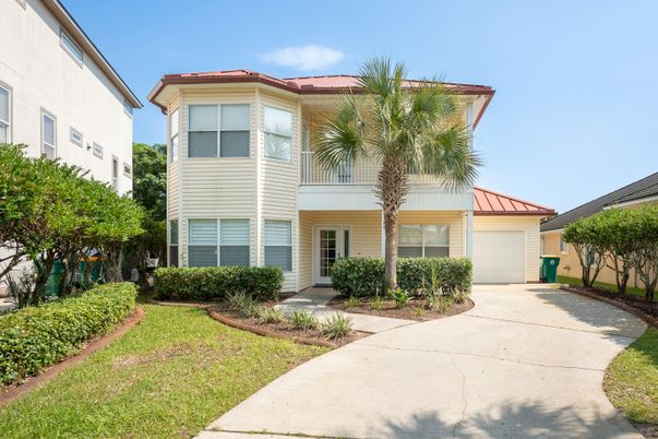 Attached, Backyard, Exterior, Facade, Mediterranean