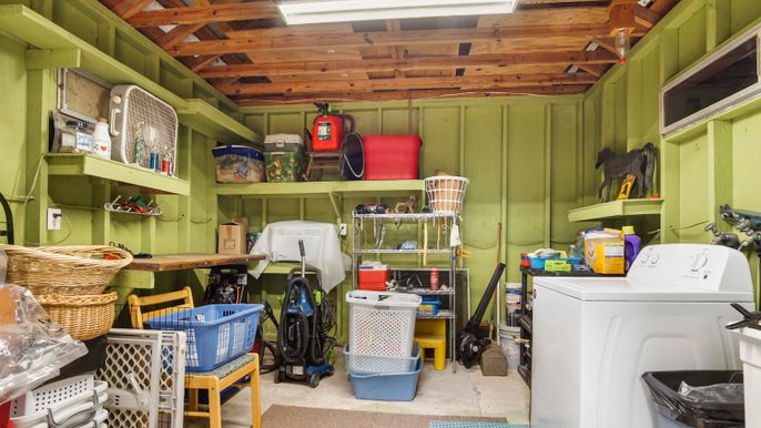 Interior, Washer, Wooden Ceilings