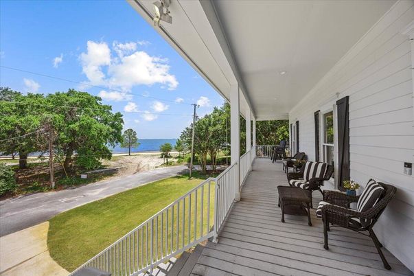 Backyard, Exterior, Water