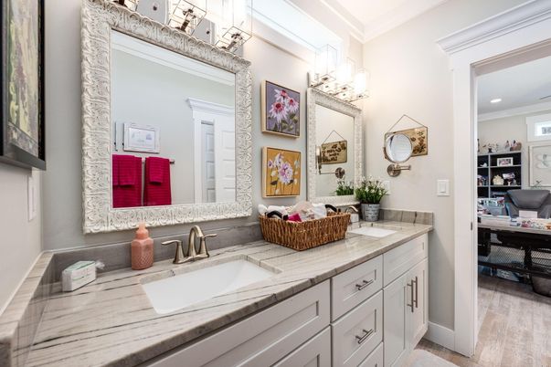 Bathroom, Dual Sink Vanities, Interior, Recessed Lighting