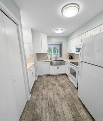 Interior, Kitchen, Wood Texture Flooring
