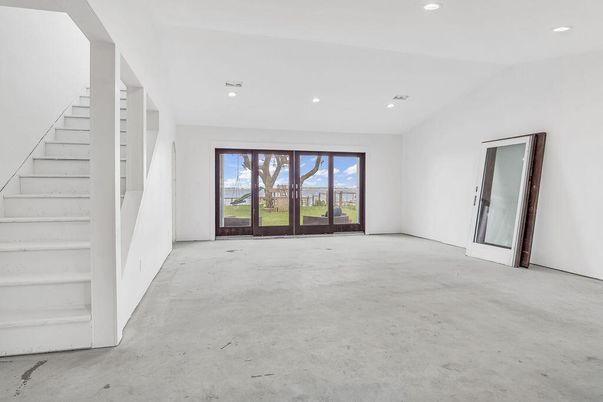Empty room, Interior, Recessed Lighting