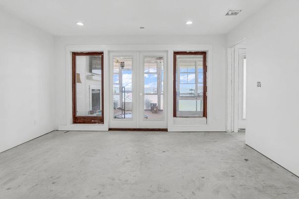 Empty room, Interior, Recessed Lighting