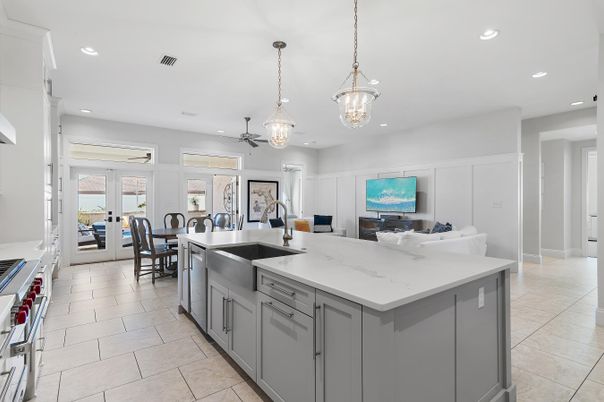 Dining room, Interior, Kitchen, Pendant Lights, Recessed Lighting