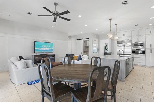 Dining room, Interior, Kitchen, Living room, Pendant Lights, Recessed Lighting, Stainless Steel Appliances