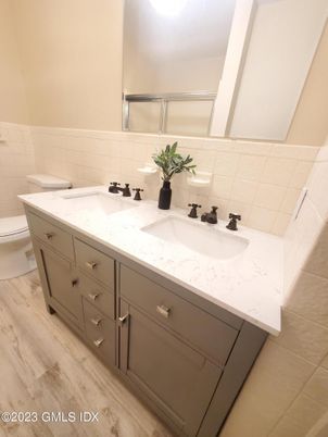 Bathroom, Dual Sink Vanities, Interior, Wood Texture Flooring