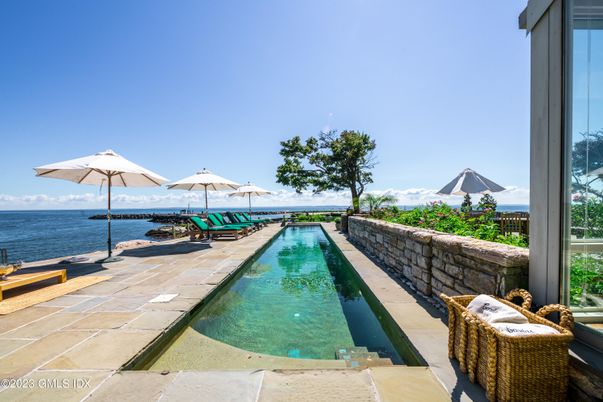 Exterior, Pool, Water