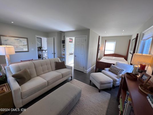 Bedroom, Interior, Living room, Recessed Lighting, Wood Texture Flooring