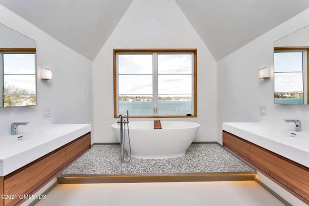 Bathroom, Dual Sink Vanities, Free Standing Baths, Interior