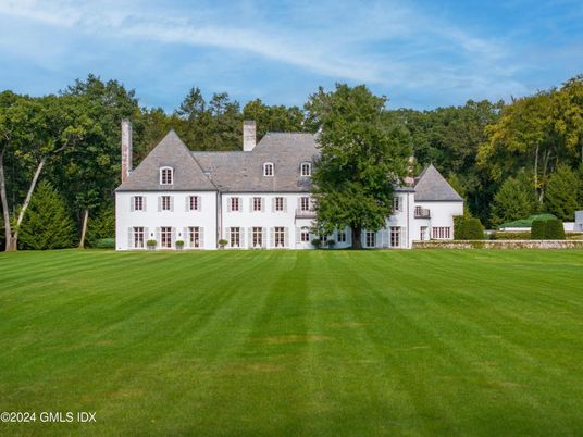 Backyard, Exterior, Facade, French Provincial