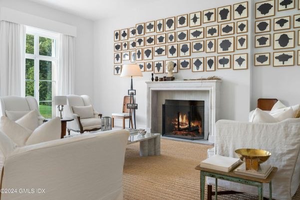 Fireplace, Interior, Living room