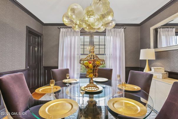 Chandelier, Dining room, Interior