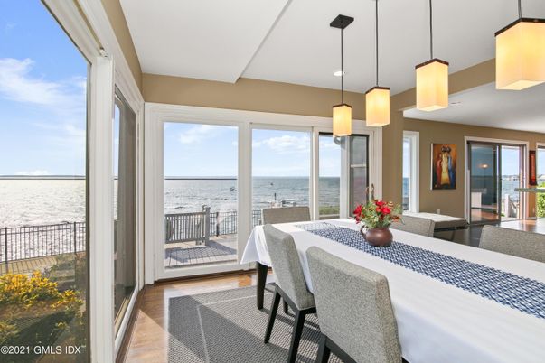 Dining room, Interior, Pendant Lights, Water