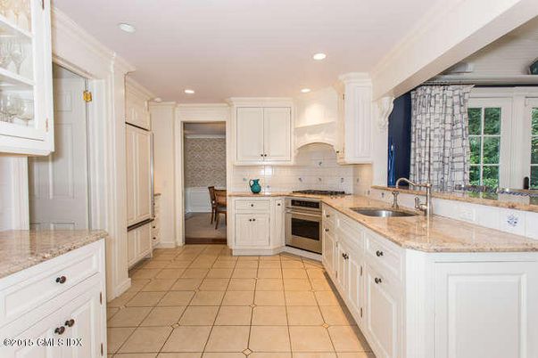Dining room, Interior, Kitchen, Recessed Lighting, Stainless Steel Appliances