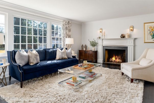 Fireplace, Interior, Living room