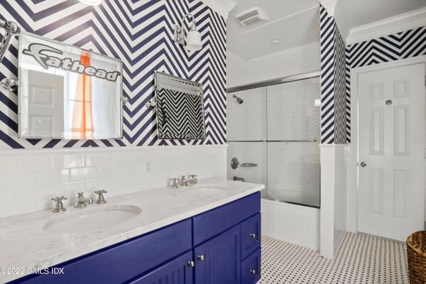 Bathroom, Dual Sink Vanities, Glass Shower, Interior