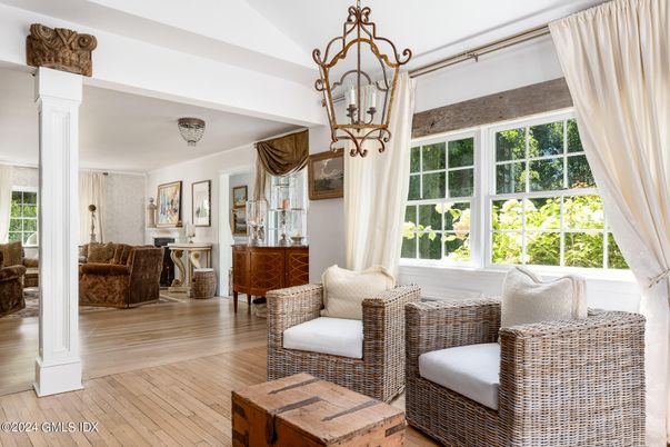 Chandelier, Interior, Wood Texture Flooring