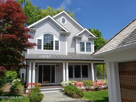 Exterior, Facade, Queen Anne Victorian