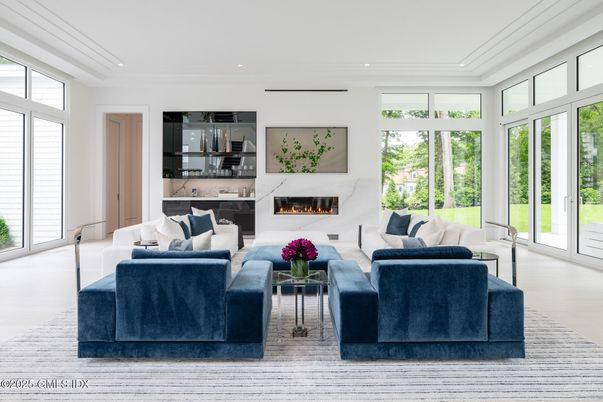 Fireplace, Interior, Living room, Recessed Lighting