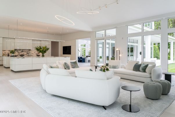 Interior, Living room, Pendant Lights, Recessed Lighting, Wood Texture Flooring