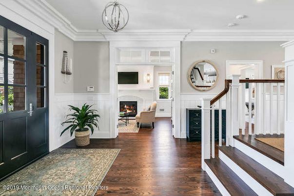 Chandelier, Fireplace, Interior, Pendant Lights, Recessed Lighting, Wood Texture Flooring