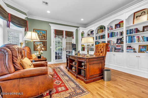 Home Office, Interior, Recessed Lighting, Wood Texture Flooring