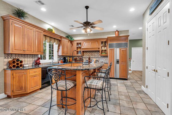 Interior, Kitchen, Recessed Lighting