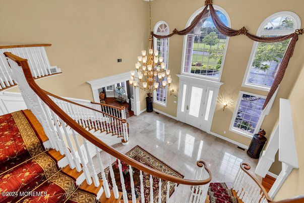 Chandelier, Interior