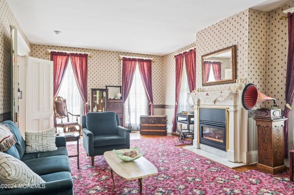Fireplace, Interior, Living room
