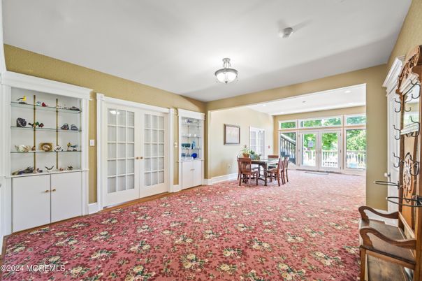 Dining room, Interior