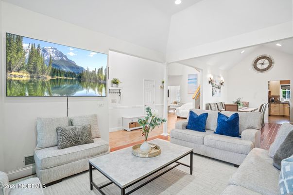 Dining room, Interior, Living room, Recessed Lighting
