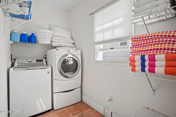 Interior, Utility Closets, Washer