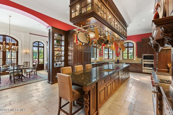 Chandelier, Dining room, Interior, Kitchen, Recessed Lighting, Stainless Steel Appliances