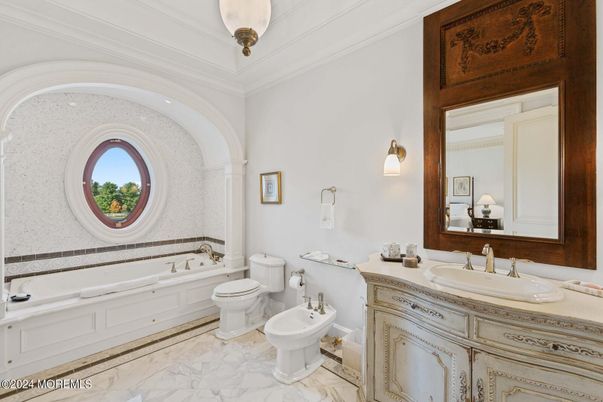 Bathroom, Dual Sink Vanities, Interior, Marble