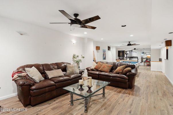 Interior, Living room, Recessed Lighting, Wood Texture Flooring