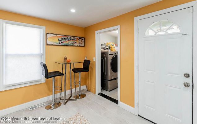 Interior, Recessed Lighting, Washer