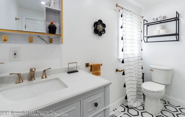 Bathroom, Interior